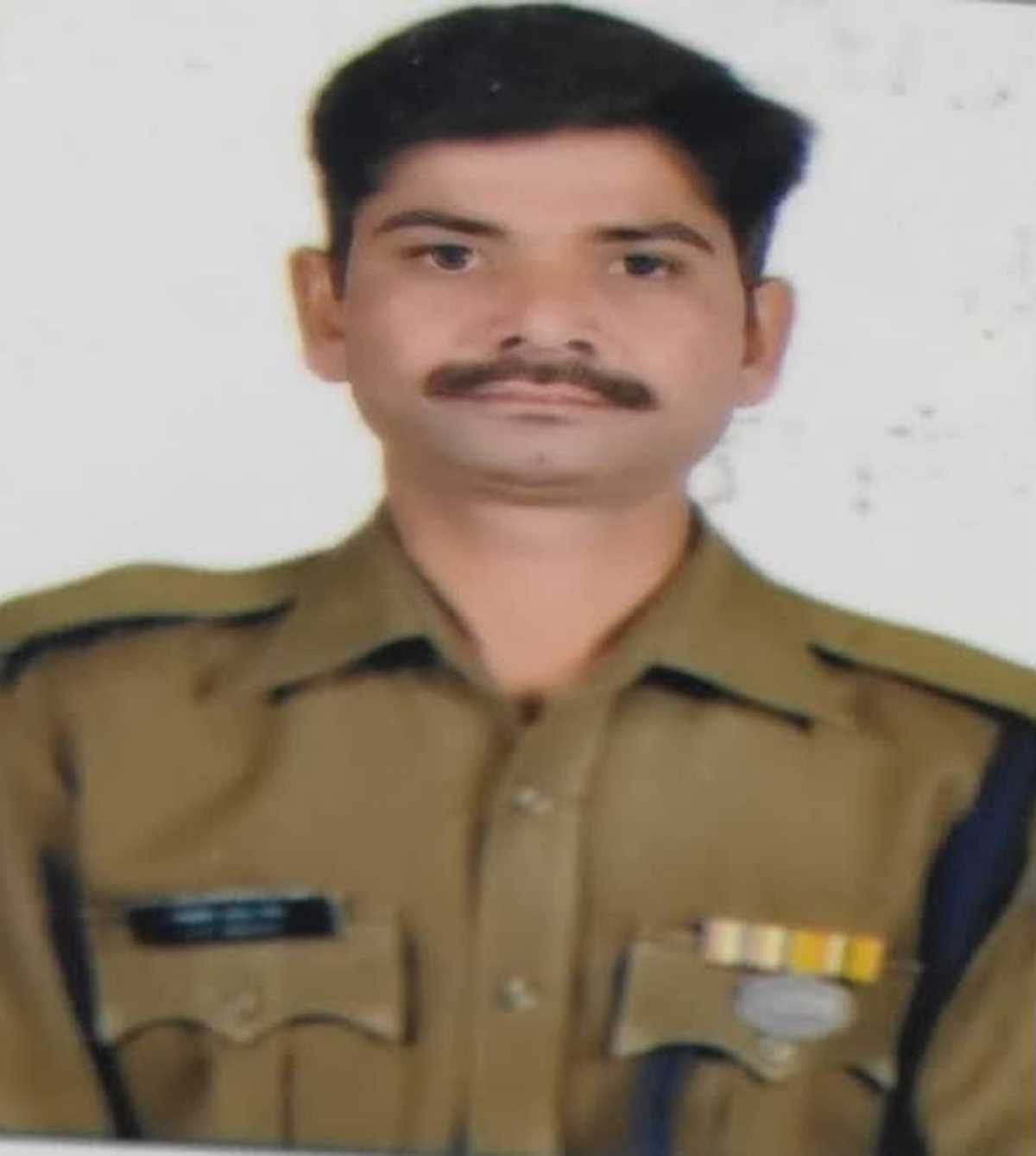 झारखंड में राजस्थान निवासी सीआरपीएफ जवान ने सर्विस रायफल से खुद को गोली मारकर की आत्महत्या